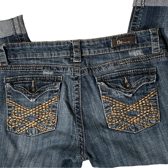 Malibu Women's Juniors Size 5 Blue Cropped Distressed Dark Stretch Denim Jeans - Picture 5 of 15